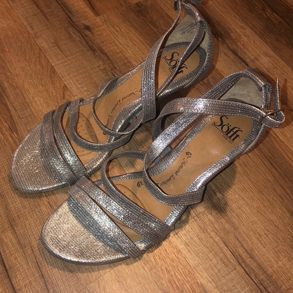 Women’s Sofft silver sparkles Wedges